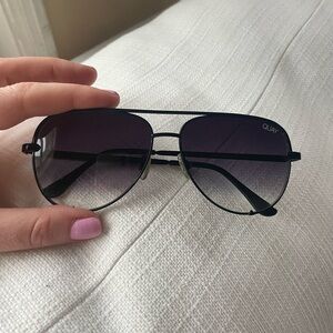 QUAY x DESI Aviators